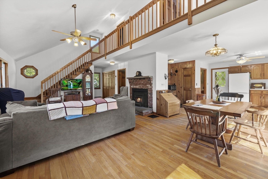 110 B High Street Upton, MA 01568 - Photo 6 of 40