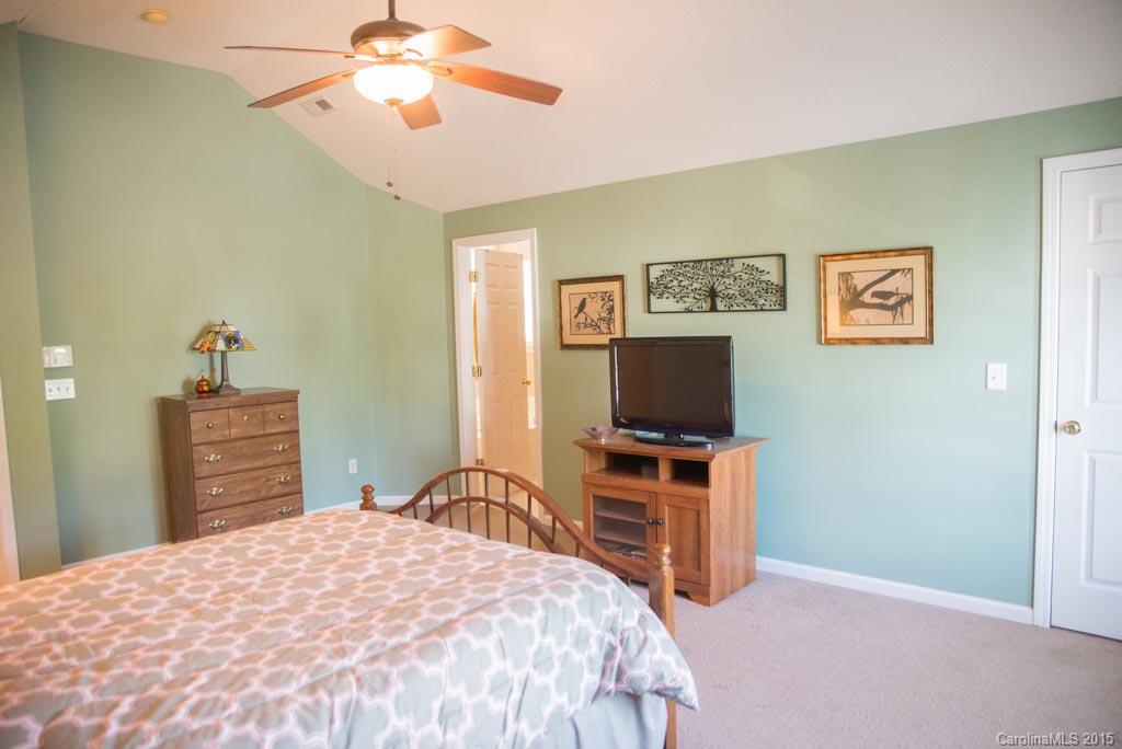 11127 Pointer Ridge Drive Charlotte, NC 28214 - Photo 14 of 24
