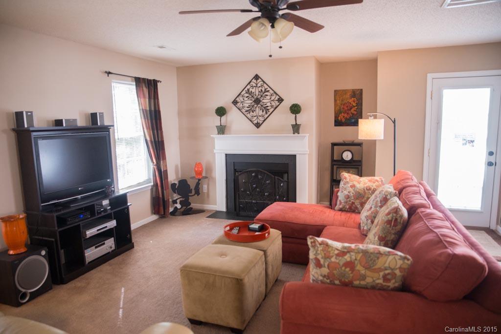 11127 Pointer Ridge Drive Charlotte, NC 28214 - Photo 5 of 24