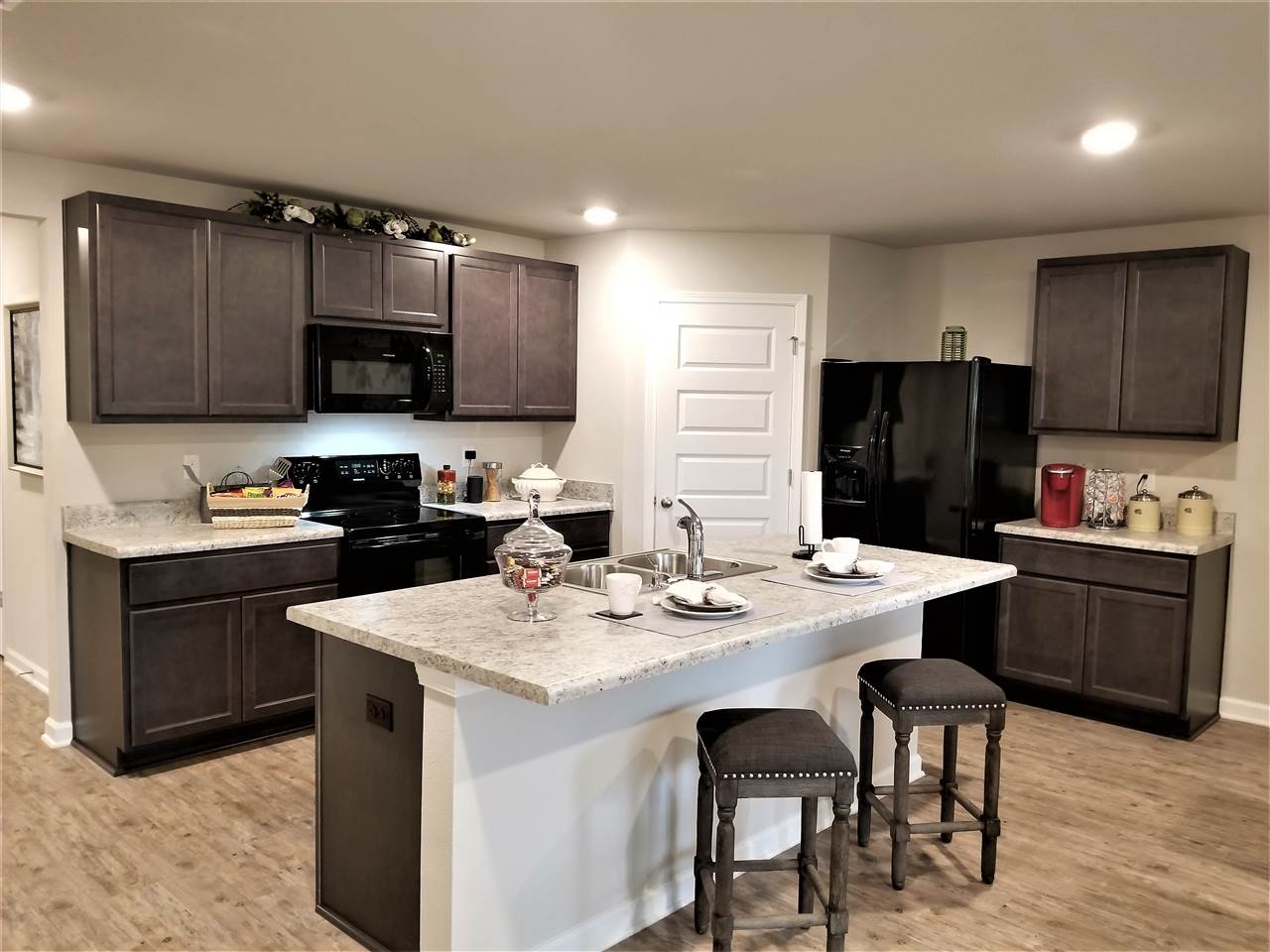 1446 Majesty Loop Foley, AL 36535 - Photo 12 of 27