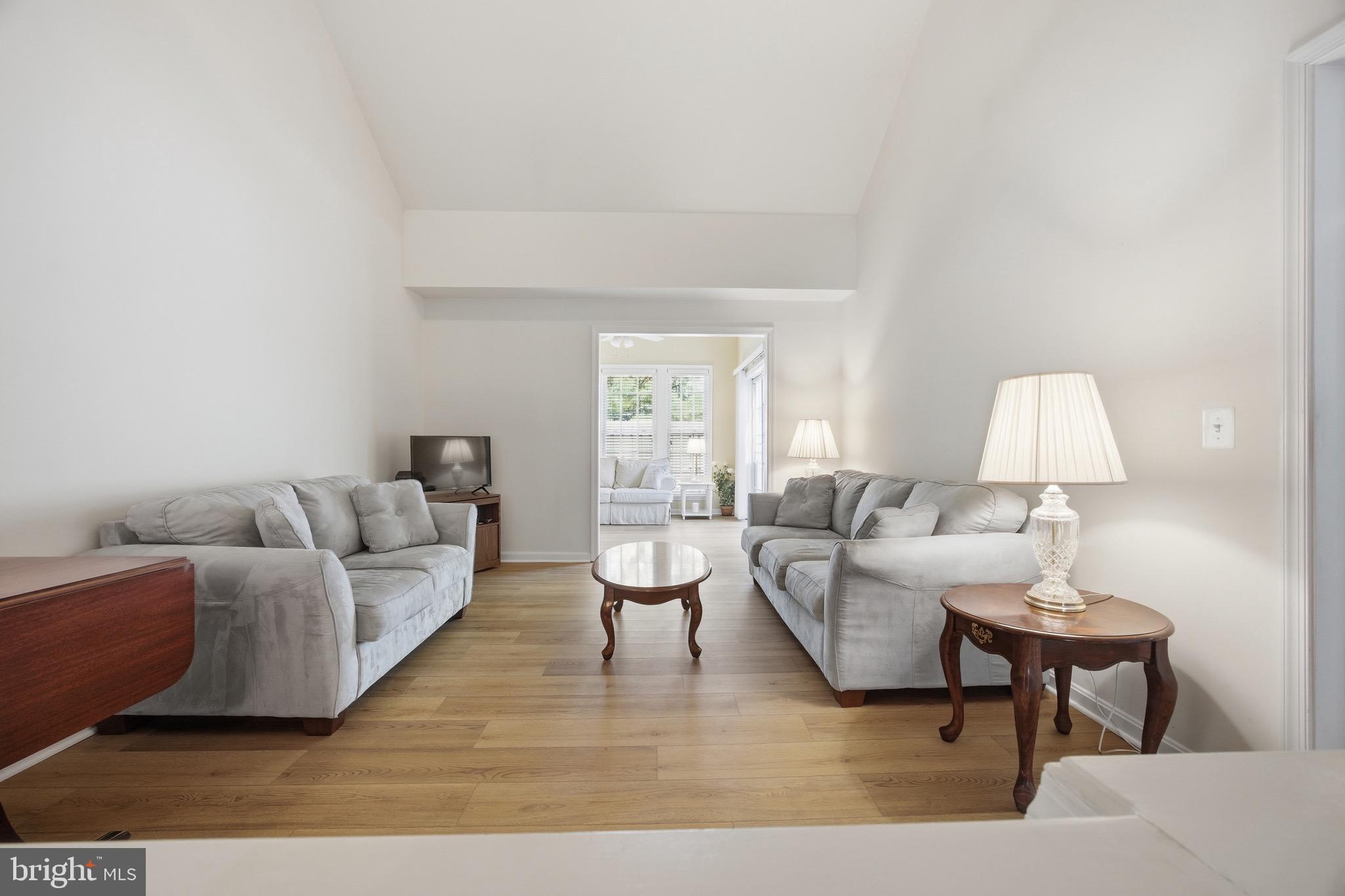 712 Emerald Way, Unit 3 Odenton, MD 21113 - Photo 12 of 39 Living room with vaulted ceilings