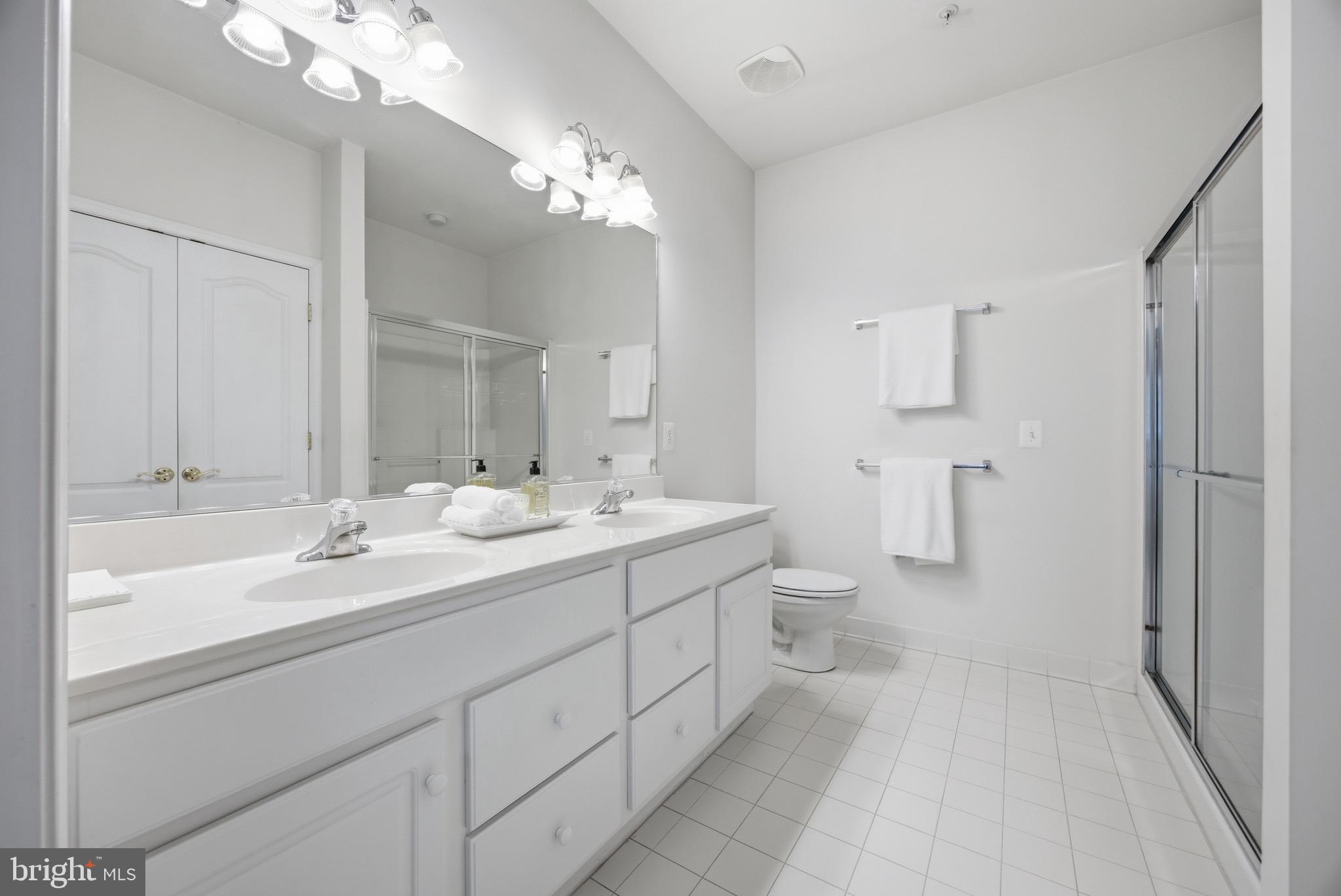 712 Emerald Way, Unit 3 Odenton, MD 21113 - Photo 15 of 39 Primary bathroom with dual sinks