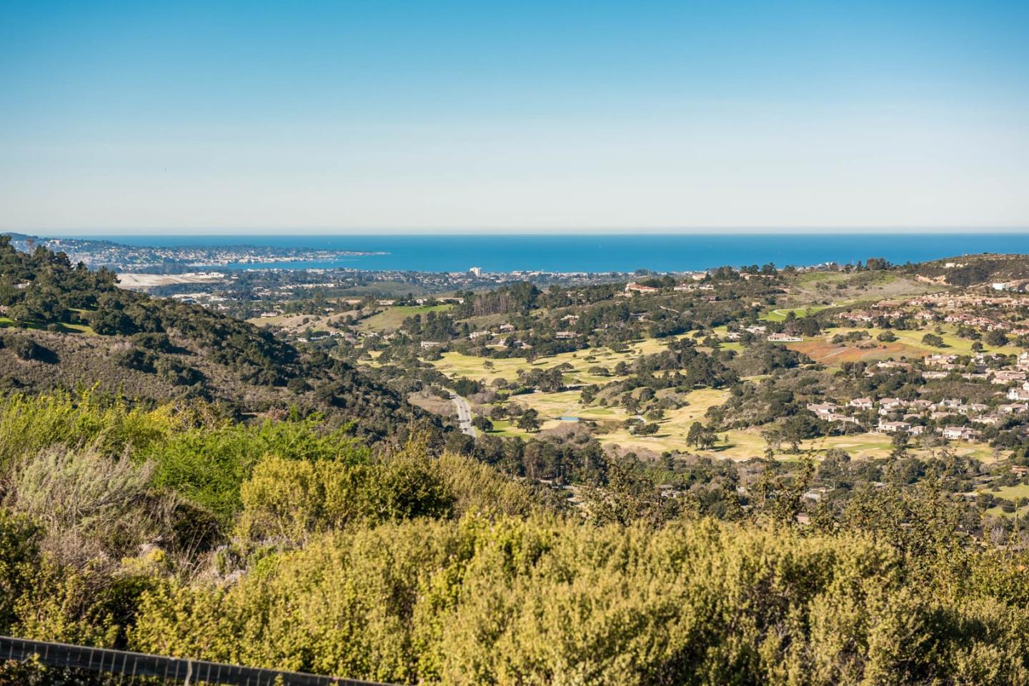 11571 Spur Road Monterey, CA 93940 - Photo 4 of 46 Gallery Image 4