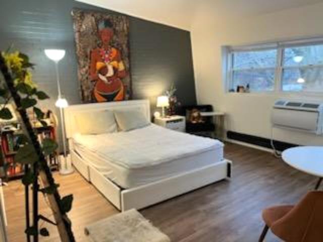 1900 Green Bay Road, Unit J Highland Park, IL 60035 - Photo 13 of 24