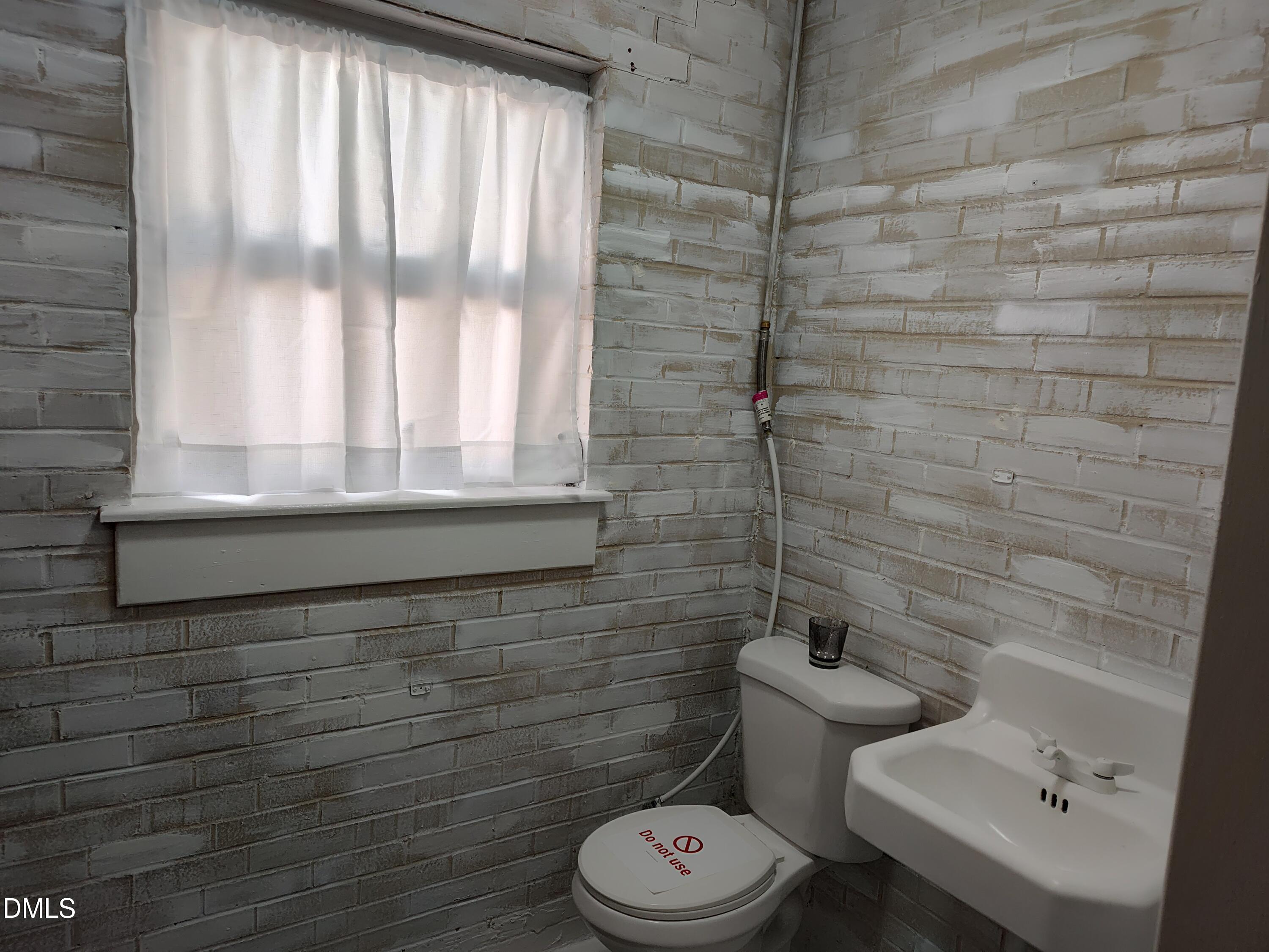 3719 Old Chapel Hill Road Durham, NC 27707 - Photo 19 of 33 IMG_20260409_114958605_HDR