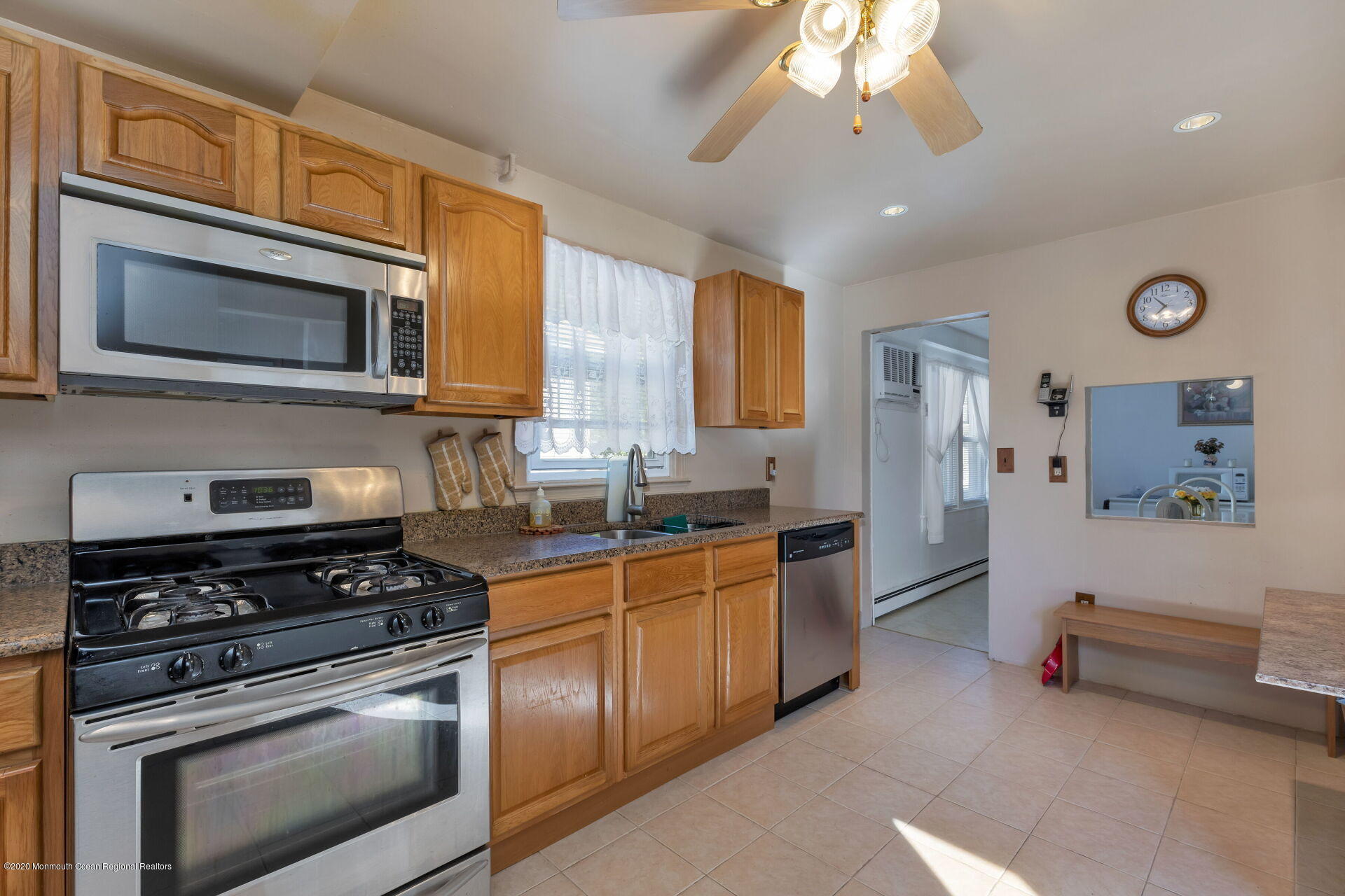 106 Stone Road Hazlet, NJ 07730 - Photo 7 of 22 014-1920x1280-photo
