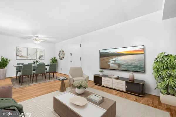 $249,900 | 5913 Prince James Drive, Unit J, Springfield, VA 22152