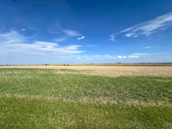 $75,000 | 0 P3 Lane, Holton, KS 66436