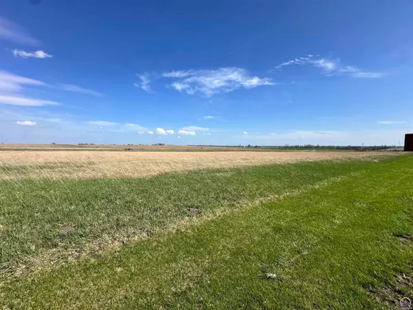 $75,000 | 0 P3 Lane, Holton, KS 66436