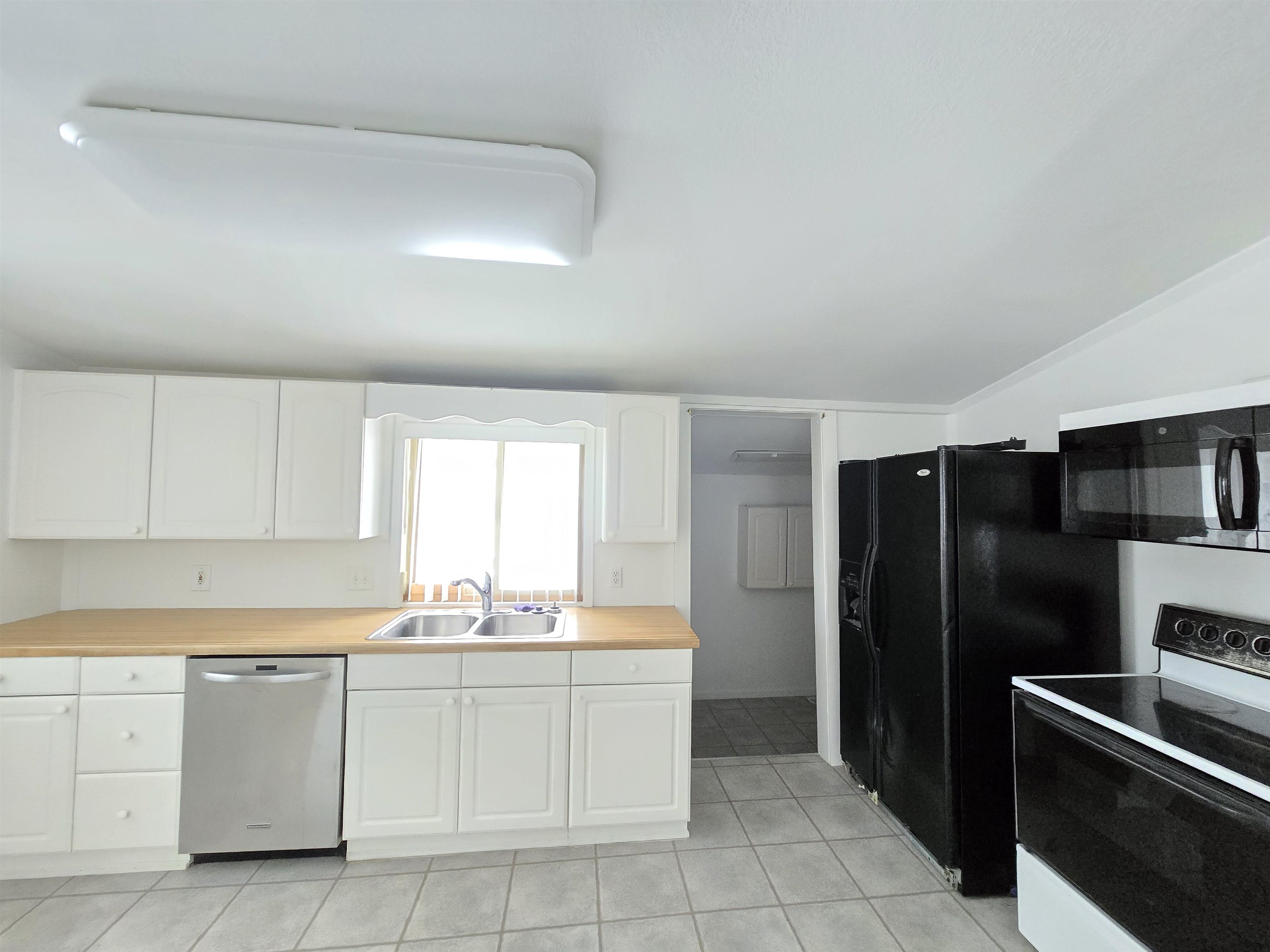 784 Bay Road Bay City, MI 48706 - Photo 7 of 16 Gallery Image 7