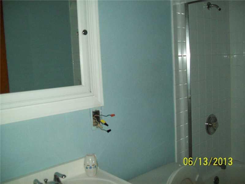 116 Hazel Road Penn Hills, PA 15235 - Photo 8 of 10 Full Bath.