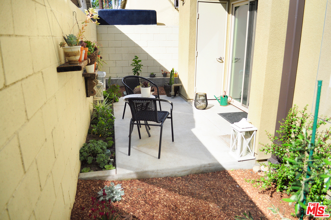 2970 Ripple Place, Unit 101 Los Angeles, CA 90039 - Photo 15 of 24