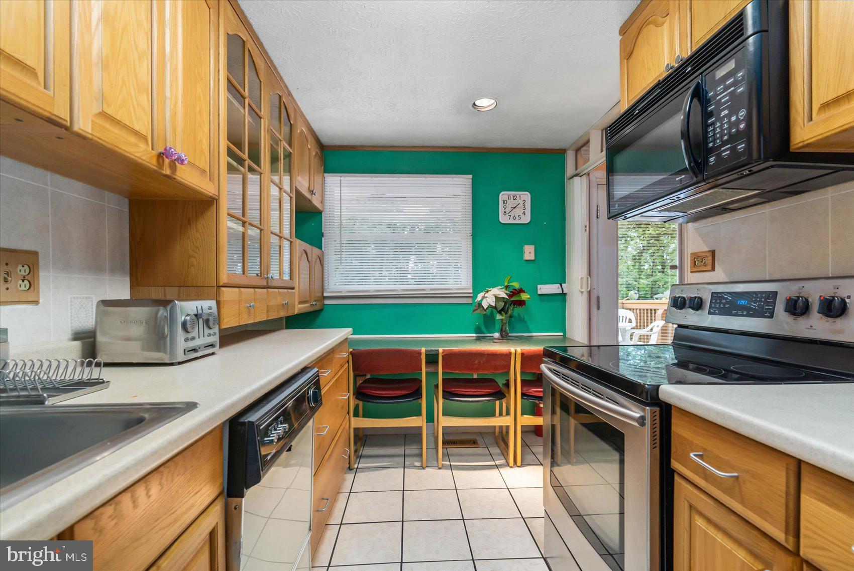 8524 Woodfall Road Nottingham, MD 21236 - Photo 14 of 39 Kitchen