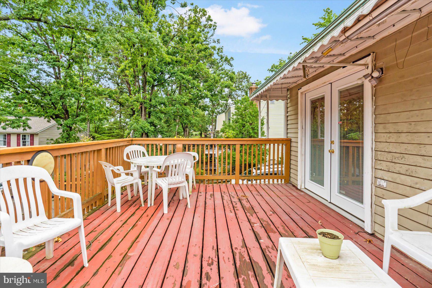 8524 Woodfall Road Nottingham, MD 21236 - Photo 34 of 39 Deck