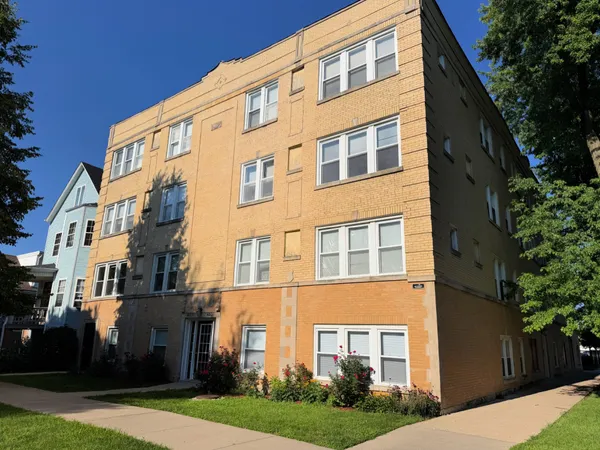 $225,000 | 4201 North Sawyer Avenue, Unit 2, Chicago, IL 60618