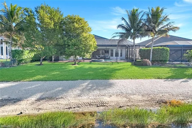 $1,450,000 | 4549 Azalea Drive, Naples, FL 34119
