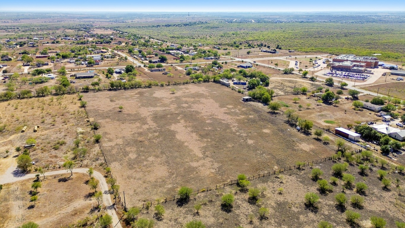 1513 Graef Road Kyle, TX 78640 - Photo 8 of 13