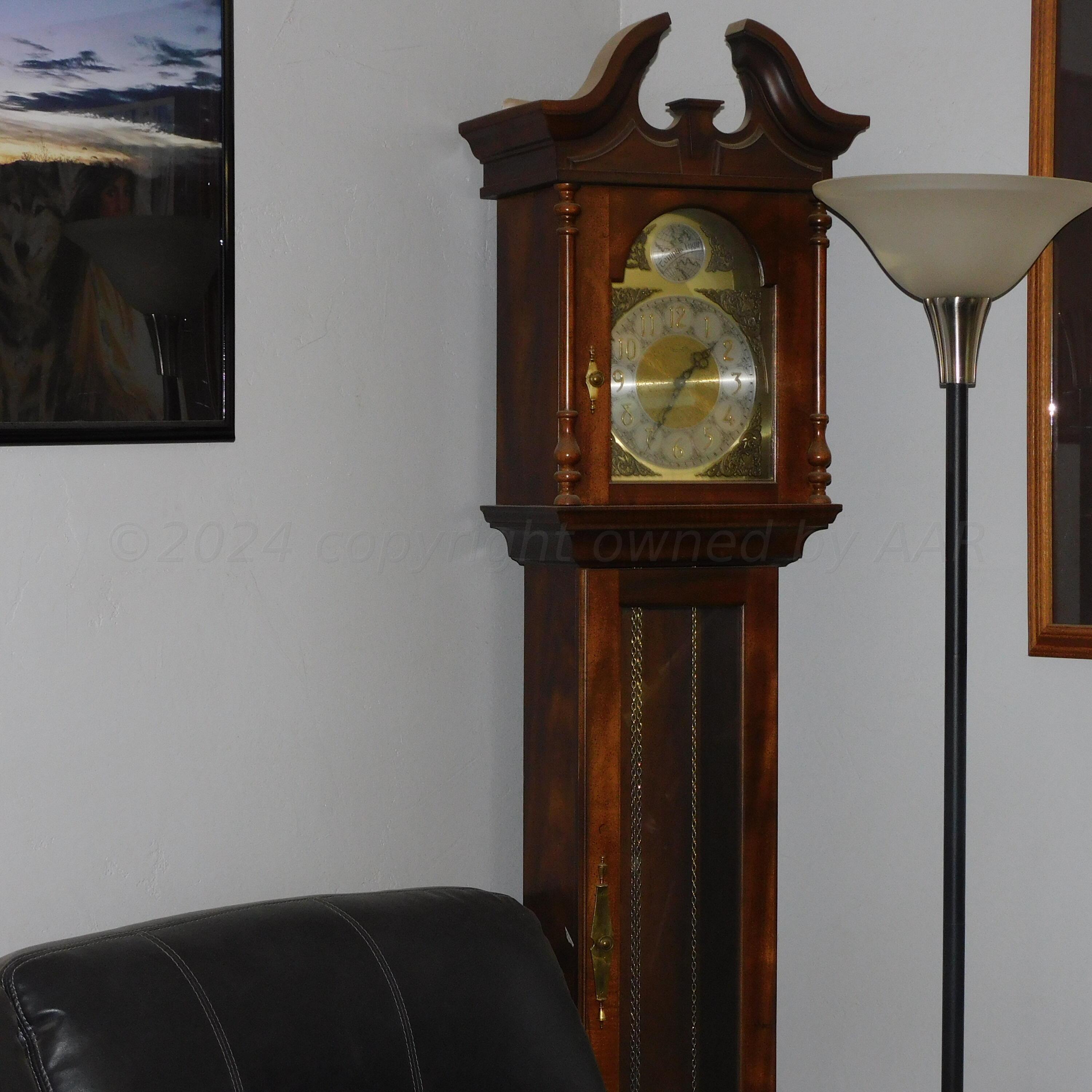 2201 Troveta Drive Amarillo, TX 79110 - Photo 12 of 33 a small room with a stove and a mirror