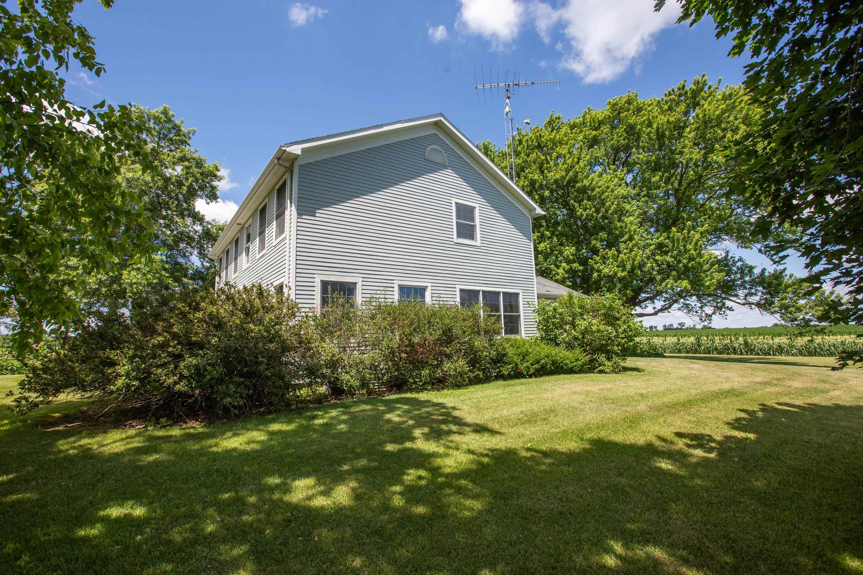 17092 Blackhawk Road Shullsburg, WI 53586 - Photo 46 of 50 a front view of house with yard and green space