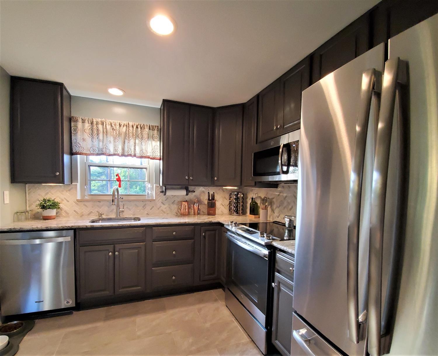 6530 Hayes Road Cincinnati, OH 45248 - Photo 9 of 25