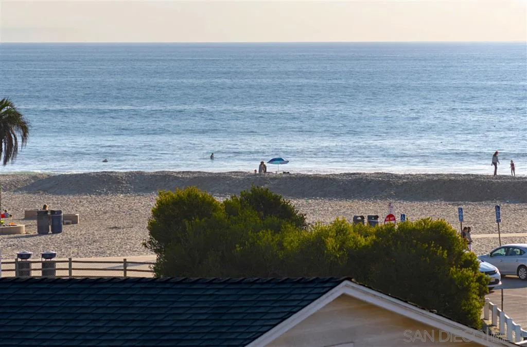 226 3rd Street Encinitas, CA 92024 - Photo 14 of 23 Gallery Image 14