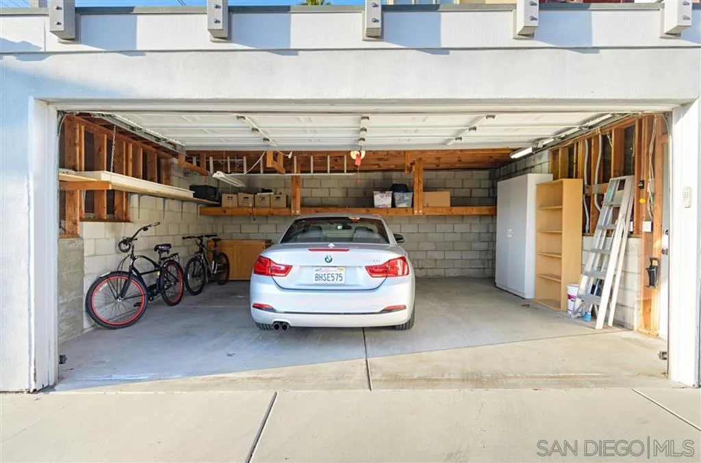 226 3rd Street Encinitas, CA 92024 - Photo 17 of 23 Gallery Image 17
