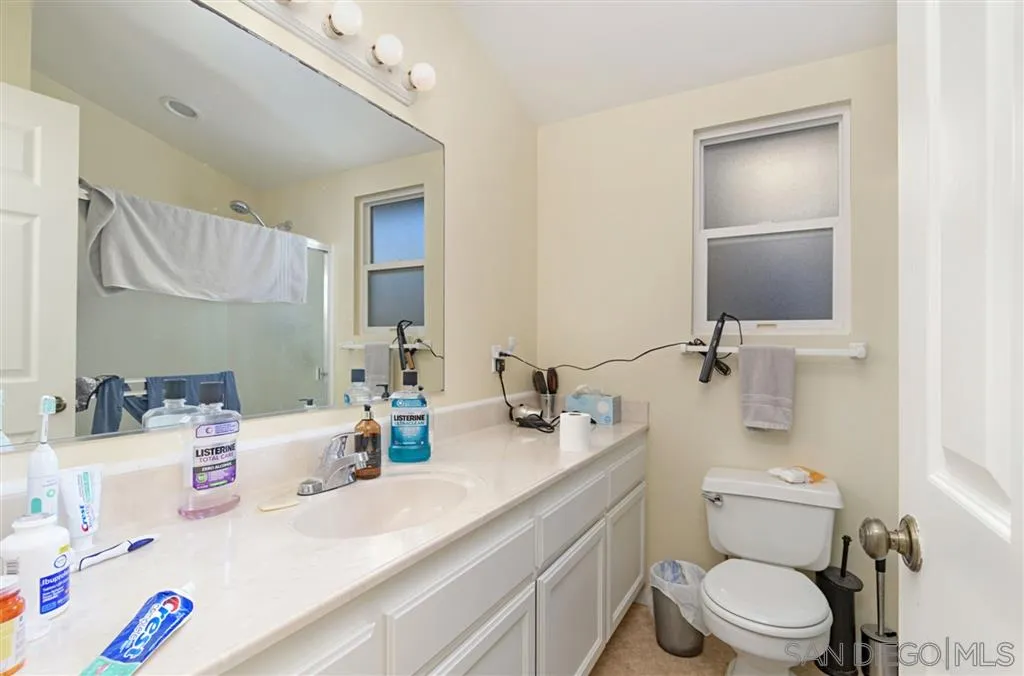 226 3rd Street Encinitas, CA 92024 - Photo 8 of 23 Gallery Image 8