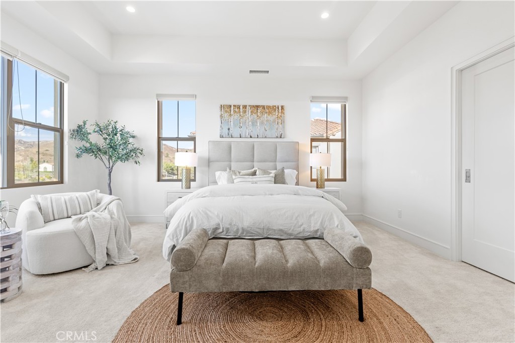 113 Halworth Irvine, CA 92618 - Photo 18 of 30 a bedroom with a bed and window