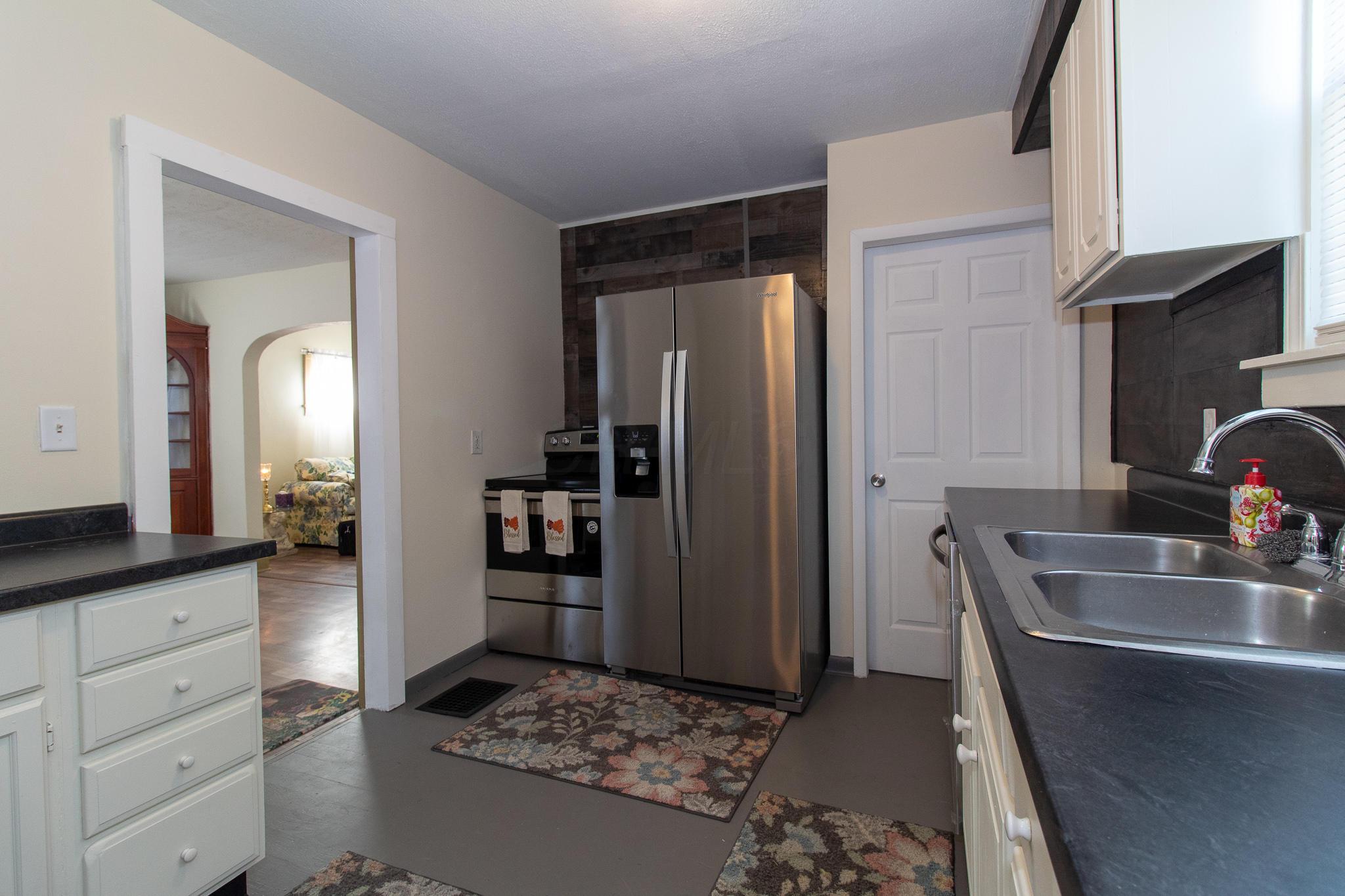 1012 Bernhard Road Columbus, OH 43227 - Photo 19 of 42 Gallery Image 19