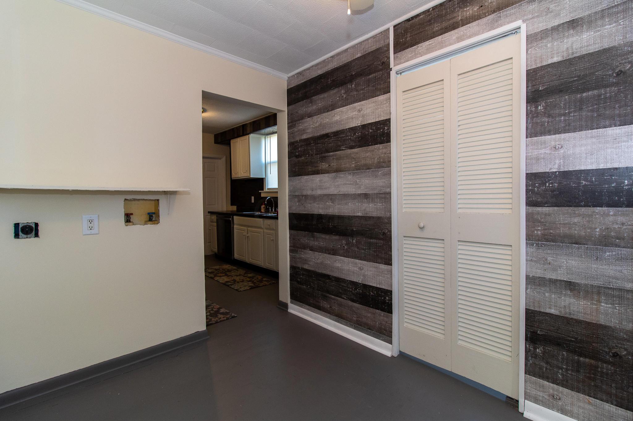 1012 Bernhard Road Columbus, OH 43227 - Photo 24 of 42 Gallery Image 24