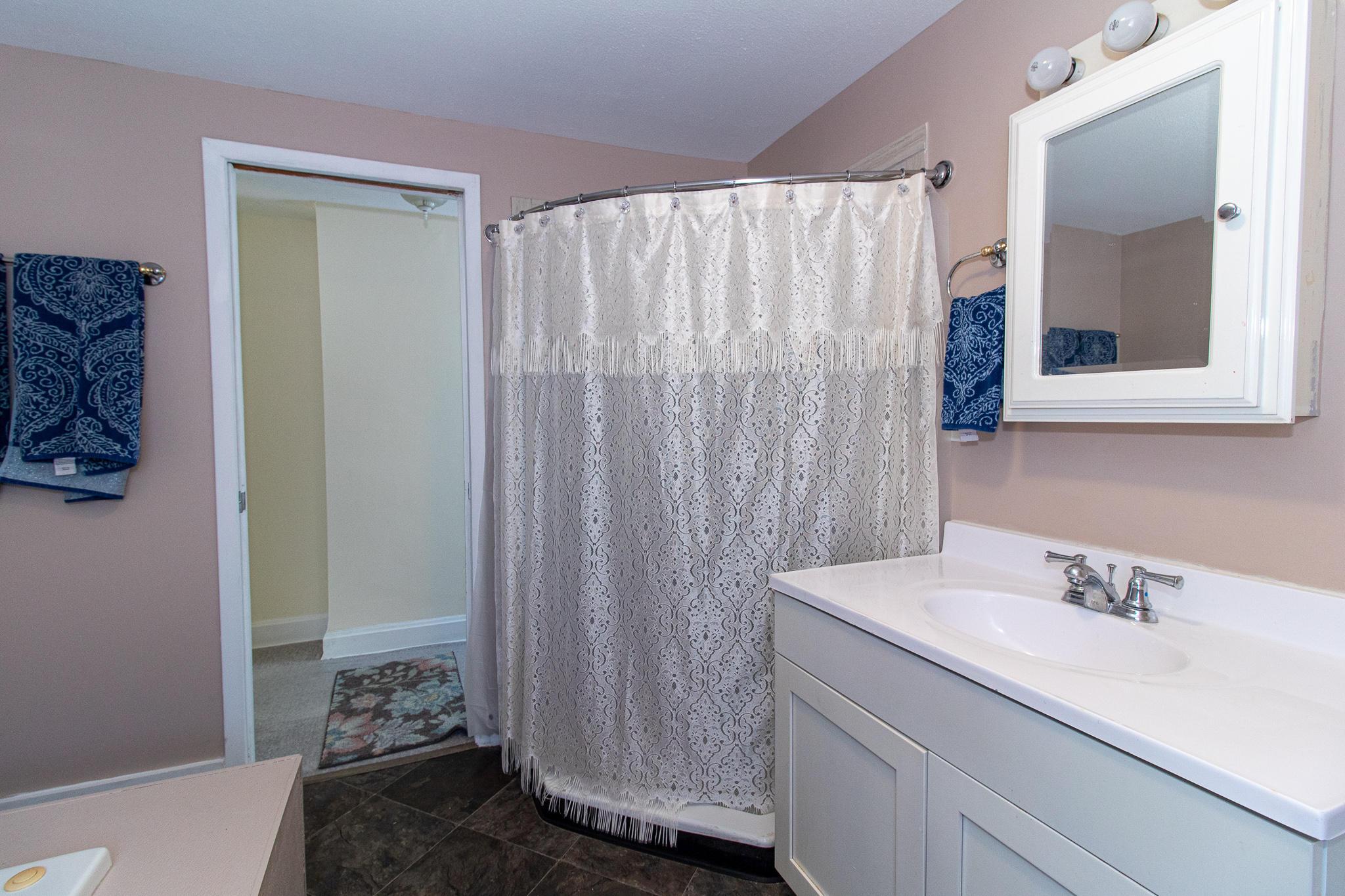 1012 Bernhard Road Columbus, OH 43227 - Photo 33 of 42 Gallery Image 33
