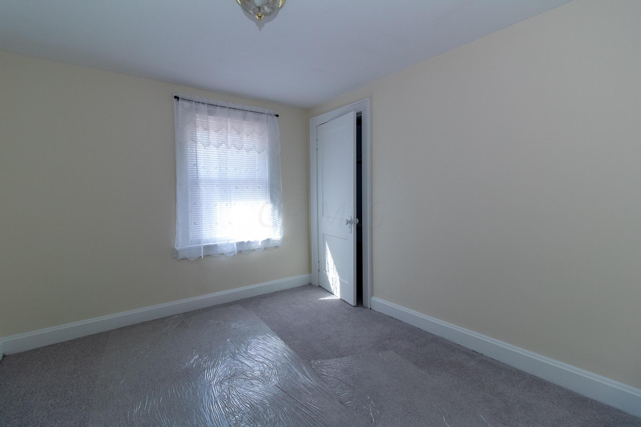 1012 Bernhard Road Columbus, OH 43227 - Photo 34 of 42 Gallery Image 34
