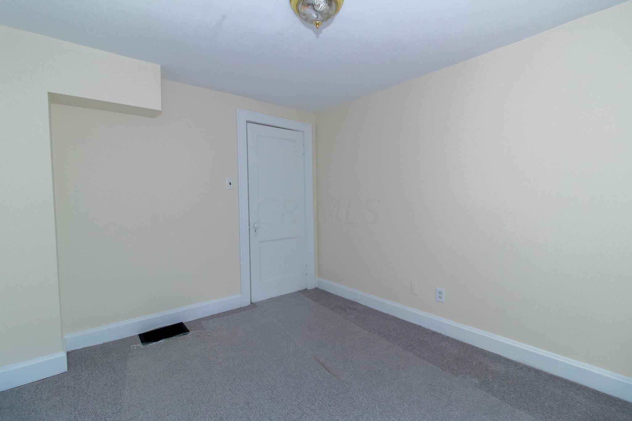 1012 Bernhard Road Columbus, OH 43227 - Photo 35 of 42 Gallery Image 35