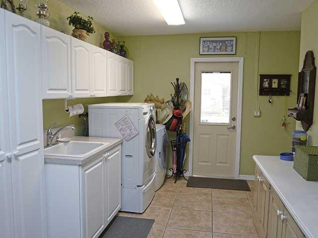 17041 Southwest 49th Street Southwest Ranches, FL 33331 - Photo 19 of 24 Laundry Room