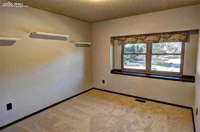 2128 Ramsgate Terrace Colorado Springs, CO 80919 - Photo 25 of 34 Gallery Image 25