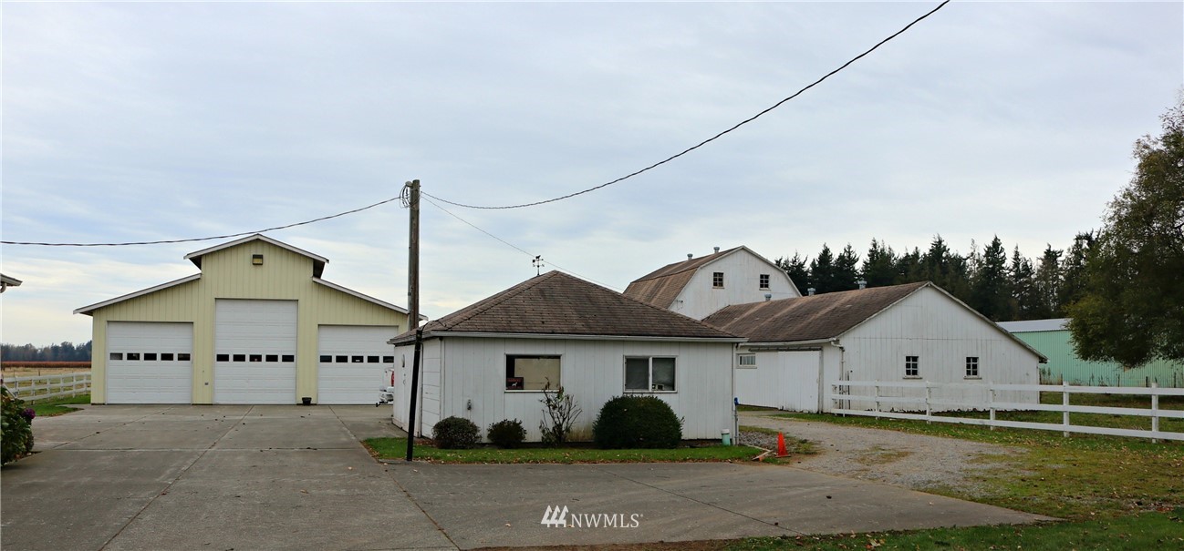 8385 Berthusen Road Lynden, WA 98264 - Photo 22 of 25 Gallery Image 22
