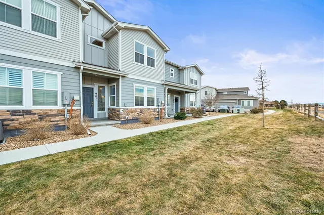 $332,500 | 10565 North Paris Street, Unit 9B, Commerce City, CO 80640