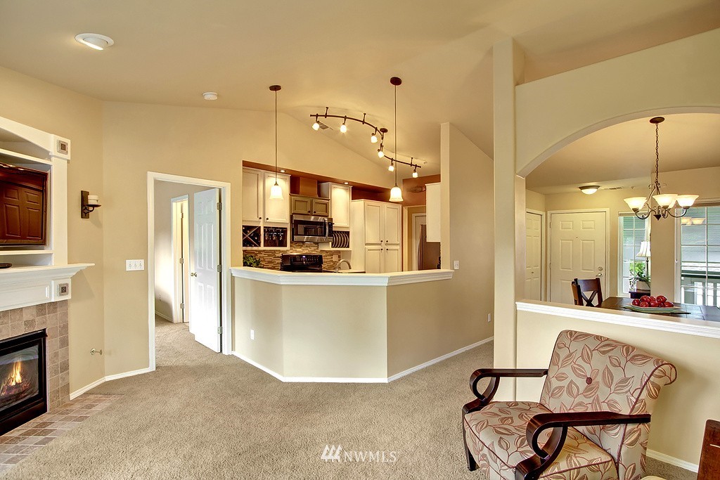 12109 Northeast 171st Place, Unit B303 Bothell, WA 98011 - Photo 8 of 20 Gallery Image 8