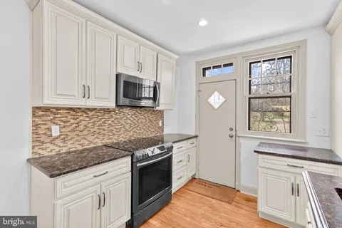 $550,000 | 425 East Durham Street, Philadelphia, PA 19119