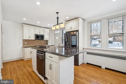 $575,000 | 425 East Durham Street, Philadelphia, PA 19119