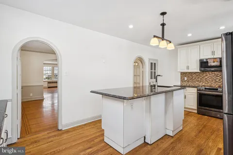 $575,000 | 425 East Durham Street, Philadelphia, PA 19119