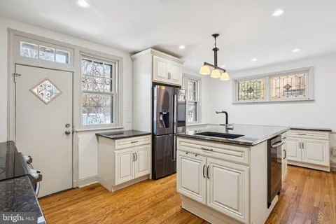 $575,000 | 425 East Durham Street, Philadelphia, PA 19119