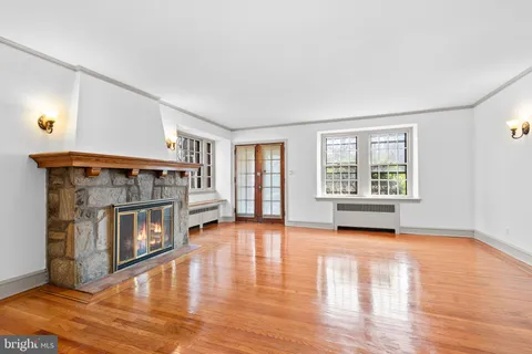 $550,000 | 425 East Durham Street, Philadelphia, PA 19119