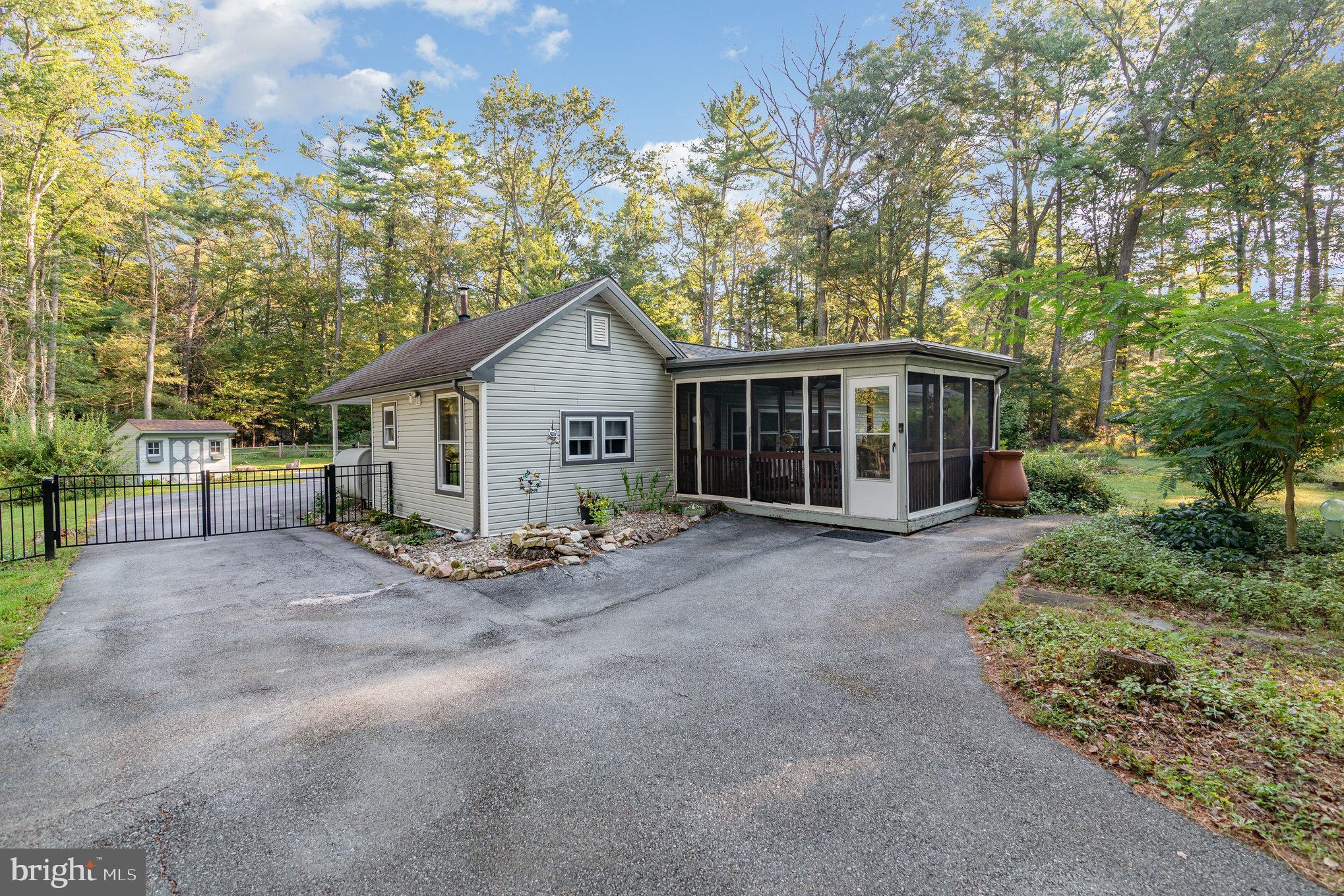 1649 Mountain Road Harrisburg, PA 17112 - Photo 25 of 42