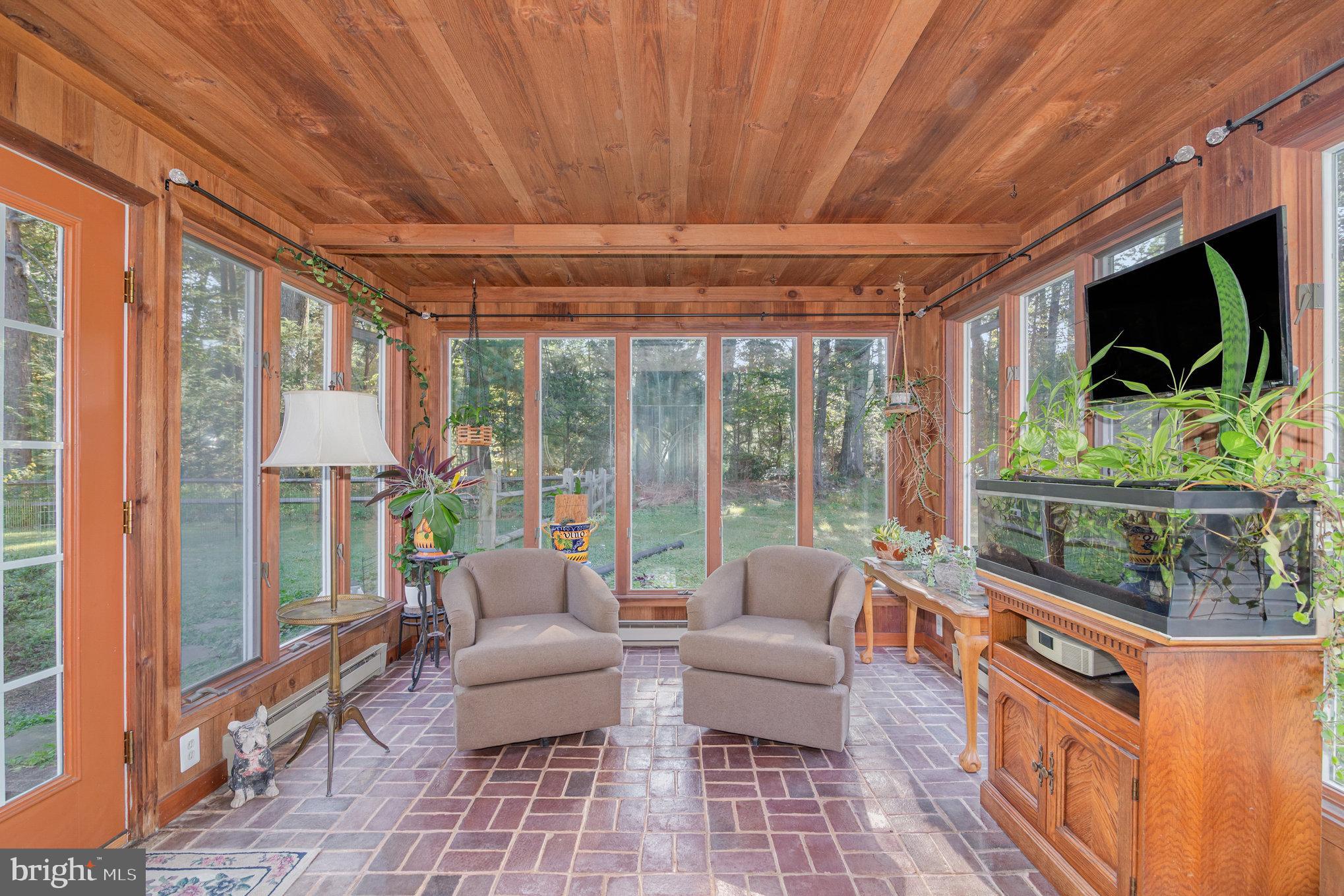 1649 Mountain Road Harrisburg, PA 17112 - Photo 8 of 42