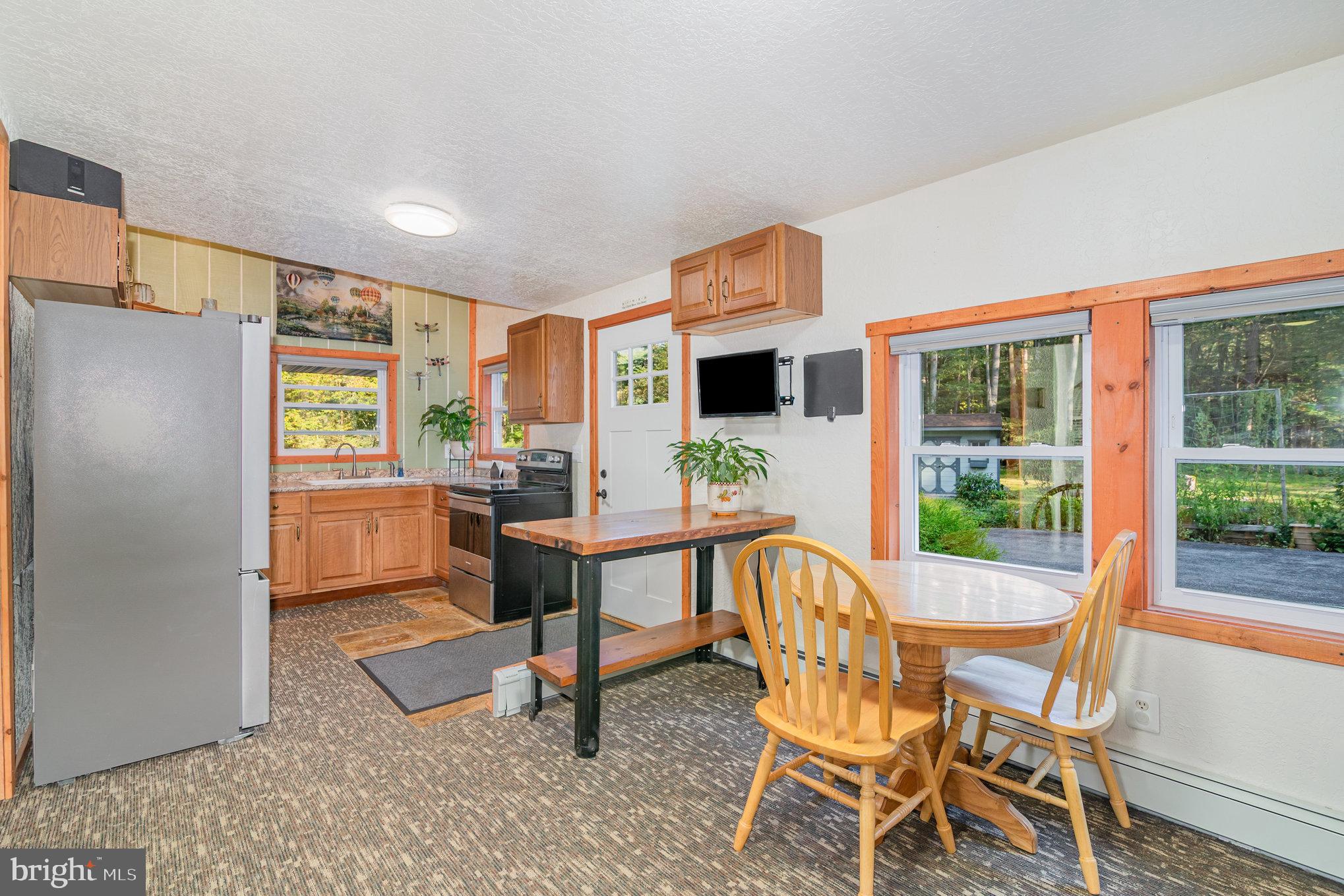 1649 Mountain Road Harrisburg, PA 17112 - Photo 9 of 42