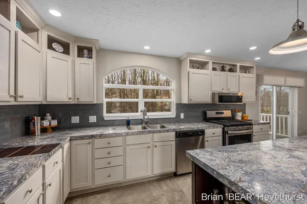 $214,900 | 11467 Sundrop Circle, Allendale, MI 49401