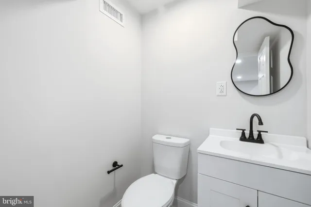 $579,999 | 334 Nicholson Street Northeast, Washington, DC 20011