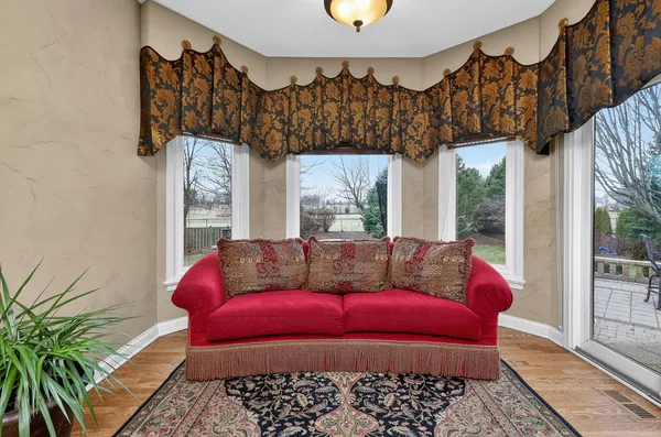 $1,199,000 | 1 Crenshaw Court, Bolingbrook, IL 60490