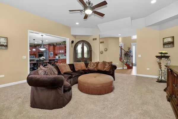 $1,300,000 | 1 Crenshaw Court, Bolingbrook, IL 60490